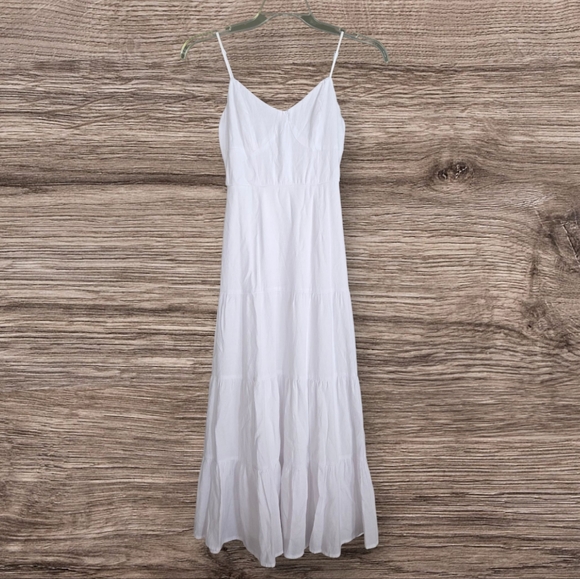 Trixxi Elegant White Maxi Dress - Picture 1 of 8